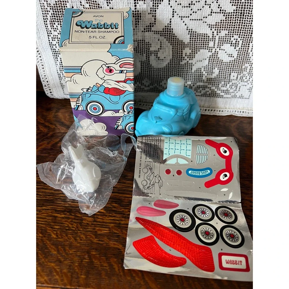 VTG NOS 1983 Avon The Wabbit Non-Tear Shampoo Blue Roadster Bottle with Decals